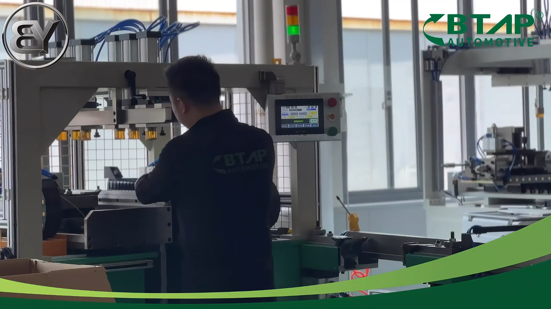 奔粤-散热器水箱